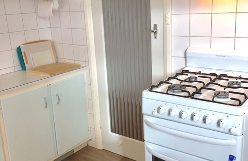 Bell Park House | 🔆OAK'S🔆BFast,WiFi,Fetch,Walk2Pizza,Coffee,Liquor,Free Parking