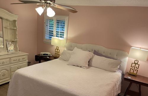 Magnolia Springs House | Oak Street Oasis: 4 Bed/2 bath w/Hot Tub & Fire Pit