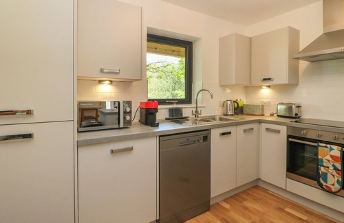 Aberfeldy House | OAKBANK MEWS, pet friendly in Aberfeldy