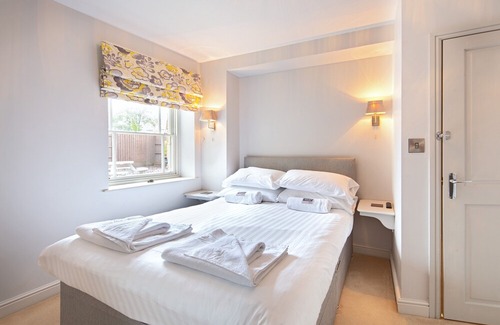 Alfreton Cottage | Oakerthorpe Holiday Village