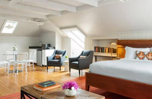 Jefferson Park Avenue Hotel | Oakhurst Inn at the University