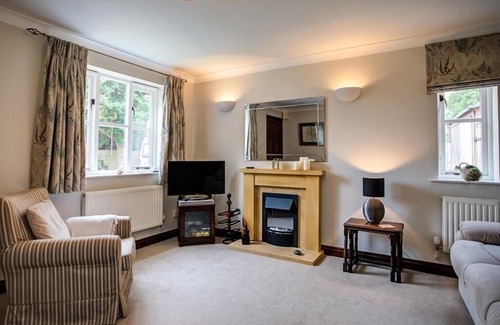Moreton-in-Marsh Cottage | Oakmead, MORETON-IN-MARSH