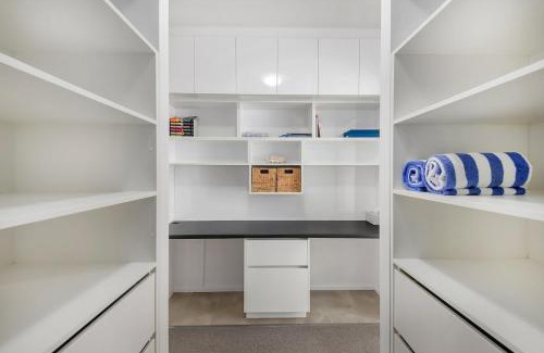 Alexandra Headland Apartment | Oaks Resort Private 3BR Apartment