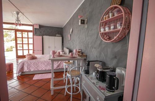 Pavarolo Apartment | Oasirelax -camera con vista a un passo da torino