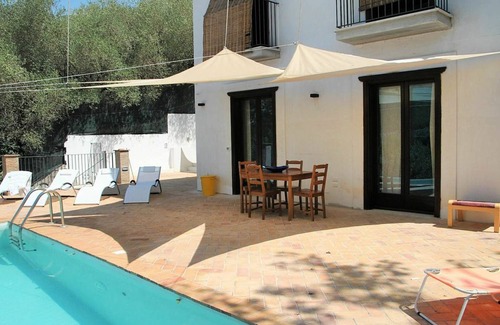 Itri House | Oasis 110.1