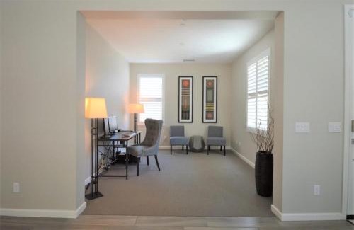 Palm Desert House | Oasis at Genesis - 30 Day