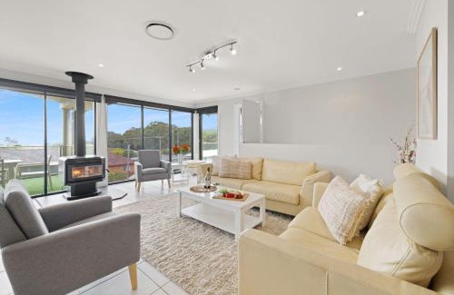 Salamander Bay House | Oasis at Salamander Bay, 10 Raymond Ave - Boat Parking, WiFi, Air Con, Water Views