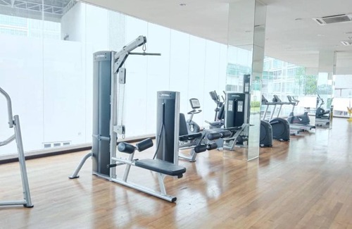 Ara Damansara Apartment | Oasis Citta Mall Pool Parking Netflix Airport Subang