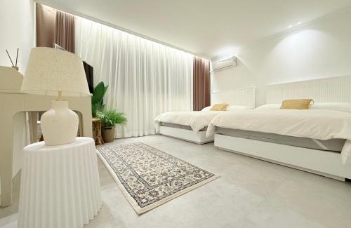 Seogyo-dong Apartment | Oasis Hongdae