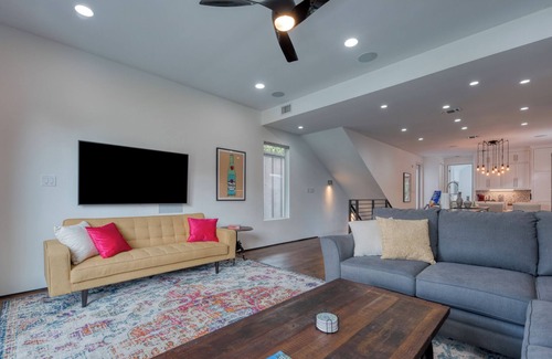 Southtown House | Oasis in Lavaca | 3 Bed, 3 Bath
