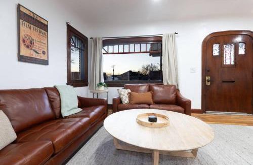 Downtown Salt Lake City House | Oasis in the City Hot tub, Pool table, Koi Pond