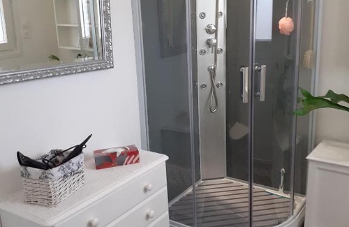 Marconne Bed & Breakfast | Oasis Master Suite