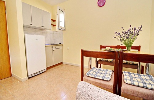 Rasohatica Apartment | Oasis of Paradise - One Bedroom Apartment with Terrace and Sea View