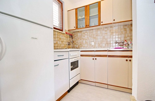 Rasohatica Apartment | Oasis of peace - Two Bedroom Apartment with Pool and Sea View