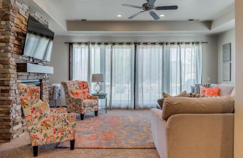 Washington Villa | Oasis On The Green