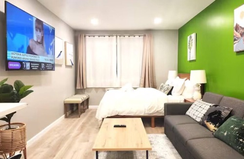 El Verano Apartment | Oasis to Love, Wine Country