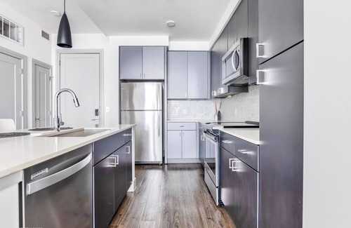 Texas Medical Center Apartment | Oasis with Gym&pool + Parking