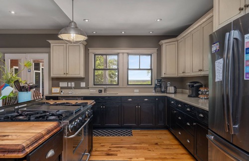 Corolla House | OBX Rays: Stunning Soundfront Home, Private Heated Pool, Hot Tub, Community Amenities