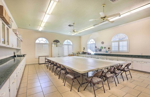 Fellowship House | Ocala Gem: 5 Mi to World Equestrian Center!