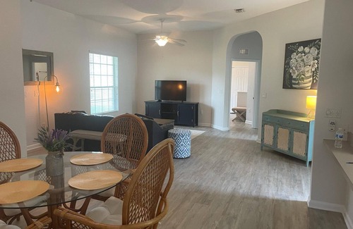 Fellowship House | Ocala Golden Meadows Getaway Pet Friendly Fenced Yard Close To WEC