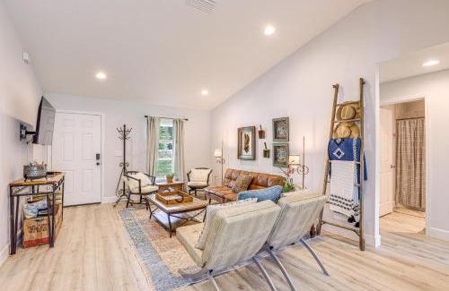 Fellowship House | Ocala Home about 8 Mi to World Equestrian Center!