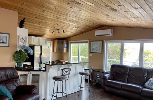 Todds Island Apartment | Oceanfront 2BR Private Apartment