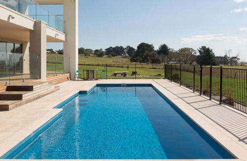 San Remo House | Ocean Breeze in San Remo