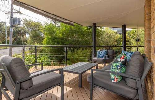 Boomerang Beach House | Ocean Breeze on Cooper