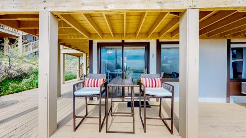 North Truro Hotel | Ocean Breeze Retreat