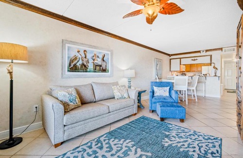 Ono Island Apartment | Ocean Breeze West 302