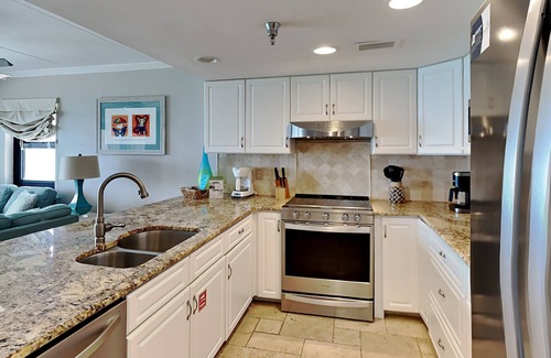 Ono Island Condo | Ocean Breeze West #806 | Gorgeous Gulf Views and Resort Amenities