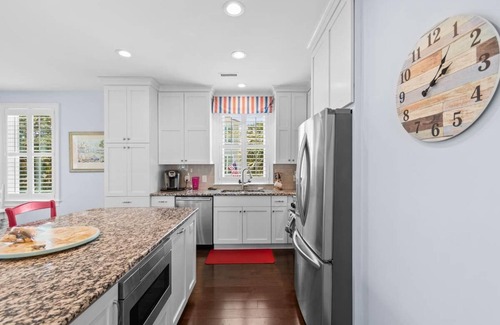 Litchfield by the Sea House | Ocean Breezes 4 Bedroom 4 Bath with Amenities