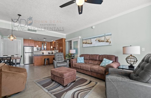 Biloxi Condo | Ocean Club 1106 Enjoy panoramic views of the Gulf!