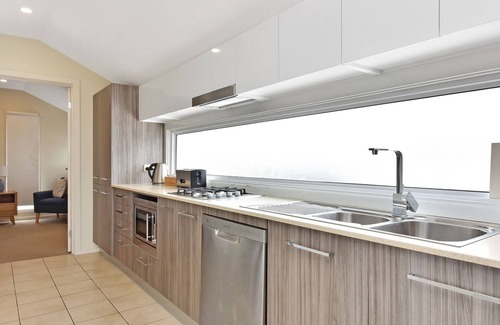 Caves Beach Villa | Ocean Dreams at Caves Beach Villas