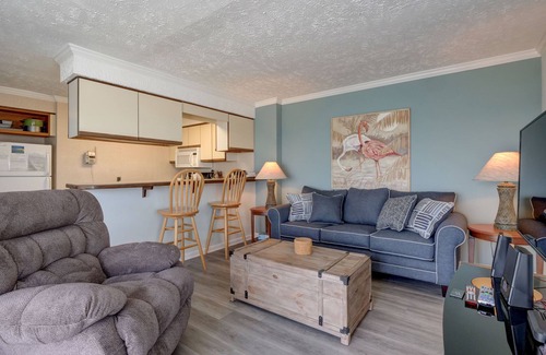 Kure Beach Condo | Ocean Dunes 104 – Spacious oceanfront condo at Ocean Dunes in Kure Beach