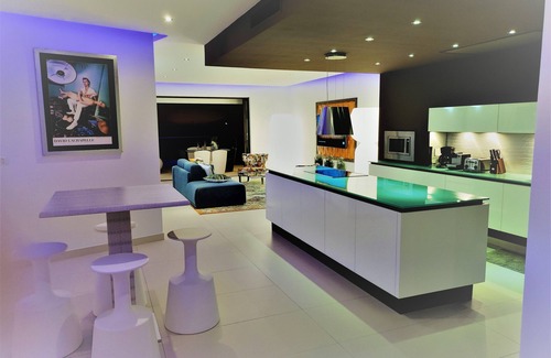Beacon Hill Condo | OCEAN EDGE - DIRECT OCEANFRONT - Luxury & Modern Style
