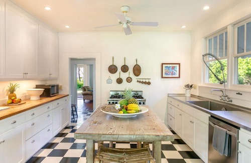 Kekaha House | Ocean Estate w/A/C and HEATED Salt Water Pool on Sunny Westside. TVNCU #1099