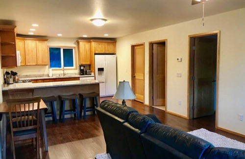 Craig Apartment | Ocean Front Lodging