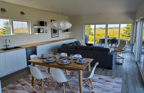 Augustine Cove House | Ocean Front, Modern Cottage With Access To Cove- Minutes to Victoria By The Sea