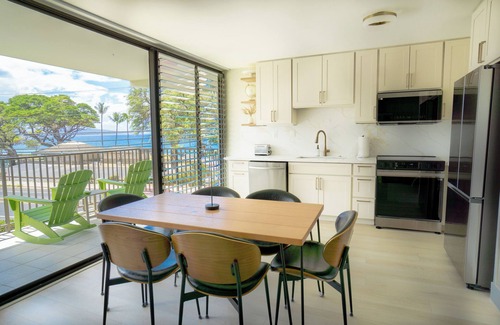 Kihei Condo | OCEAN FRONT modern 2BR 2BA, king bed, laundry, beach, AC, pool, steps to beach!