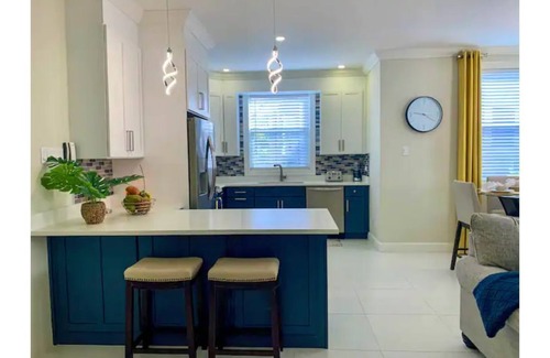 Reading Condo | Ocean Grande - Free Netflix & Coffee and Fast Wifi