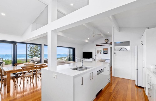Ocean Grove House | Ocean Grove Views Sum