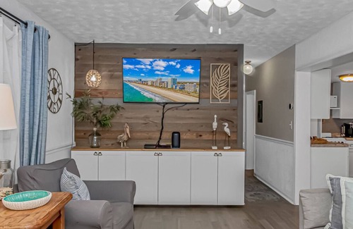 Surfside Beach House | Ocean Lakes, Beach, Seasonal Waterpark, Indoor/Outdoor Pool, Arcade, Cafés, Golf