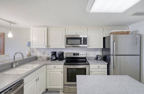 Isle of Palms Condo | Ocean Overlook at 310B Shipwatch|Oceanfront | Wonderful Oceanfront Deck|Winter Monthly Discount |.