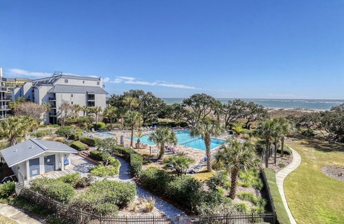 Isle of Palms Condo | Ocean Overlook at 310B Shipwatch|Oceanfront | Wonderful Oceanfront Deck|Winter Monthly Discount |.