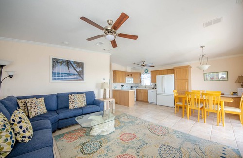 Cudjoe Key House | OCEAN PARADISE AT VENTURE OUT + 4 BIKES & 2-2 PERSON KAYAKS! KING & QUEEN BEDS!