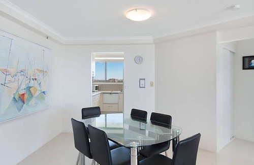 Coolangatta Apartment | Ocean Plaza Unit 936 Great location for a family holiday, beachfront with Wi-Fi Inc.