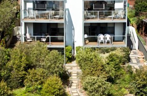 Pambula Beach Apartment | Ocean Reach, Pambula Beach. Locally owned. Affordable Beachfront luxury.