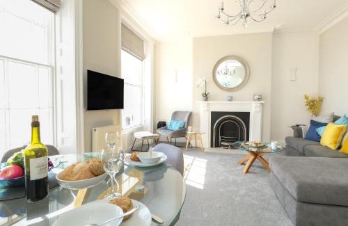 Weymouth Apartment | Ocean Retreat