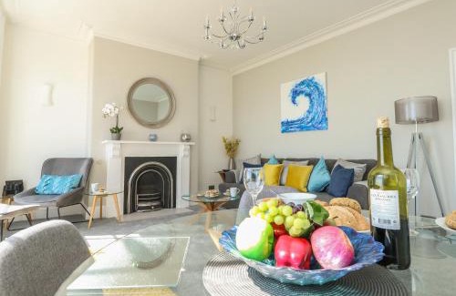 Weymouth Apartment | Ocean Retreat